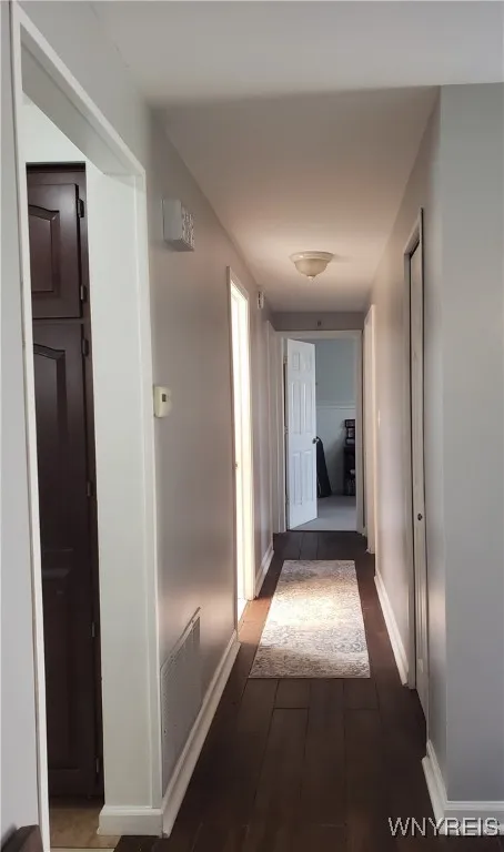 329 Laurie Lane, Grand Island, New York 14072, Grand Island, New York 14072, 3 Bedrooms Bedrooms, 8 Rooms Rooms,3 BathroomsBathrooms,Residential,For Sale,329 Laurie Lane, Grand Island, New York 14072,B1629923