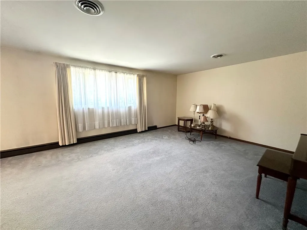 529 Interstate Parkway, Foster Town, Pennsylvania, Foster Town, Pennsylvania 16701, 4 Bedrooms Bedrooms, 8 Rooms Rooms,2 BathroomsBathrooms,Residential,Closed,529 Interstate Parkway, Foster Town, Pennsylvania ,0,R1629596
