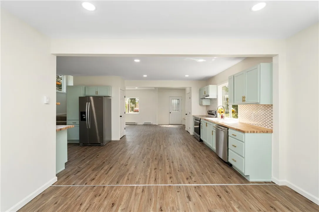 21 Benedict Street, Gainesville, New York 14530, Gainesville, New York 14550, 3 Bedrooms Bedrooms, 6 Rooms Rooms,2 BathroomsBathrooms,Residential,For Sale,21 Benedict Street, Gainesville, New York 14530,0,R1629005