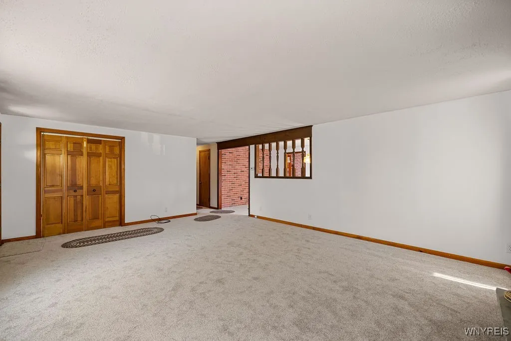 63 Princeton Court, Cheektowaga, New York 14225, Cheektowaga, New York 14225, 3 Bedrooms Bedrooms, 6 Rooms Rooms,1 BathroomBathrooms,Residential,Closed,63 Princeton Court, Cheektowaga, New York 14225,0,B1629922