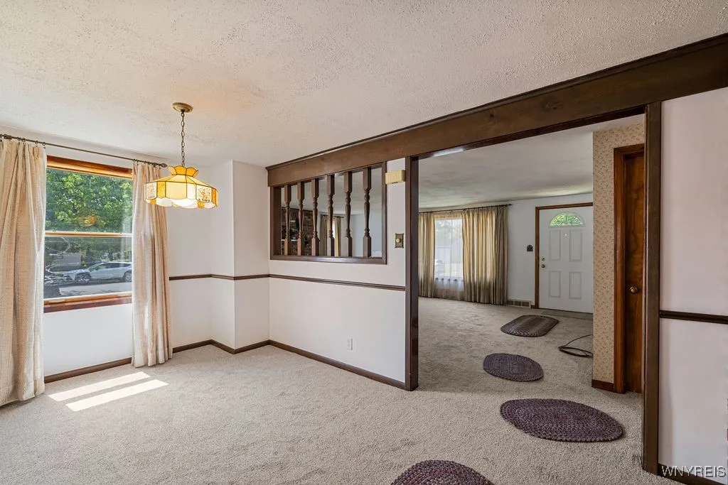 63 Princeton Court, Cheektowaga, New York 14225, Cheektowaga, New York 14225, 3 Bedrooms Bedrooms, 6 Rooms Rooms,1 BathroomBathrooms,Residential,Closed,63 Princeton Court, Cheektowaga, New York 14225,0,B1629922