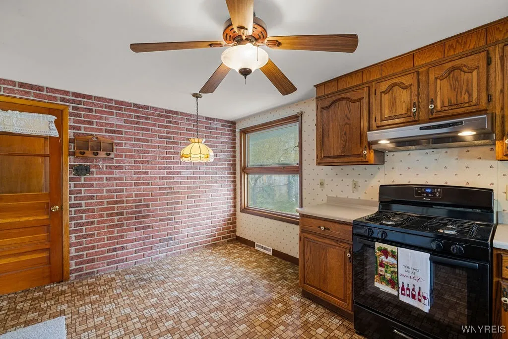 63 Princeton Court, Cheektowaga, New York 14225, Cheektowaga, New York 14225, 3 Bedrooms Bedrooms, 6 Rooms Rooms,1 BathroomBathrooms,Residential,Closed,63 Princeton Court, Cheektowaga, New York 14225,0,B1629922