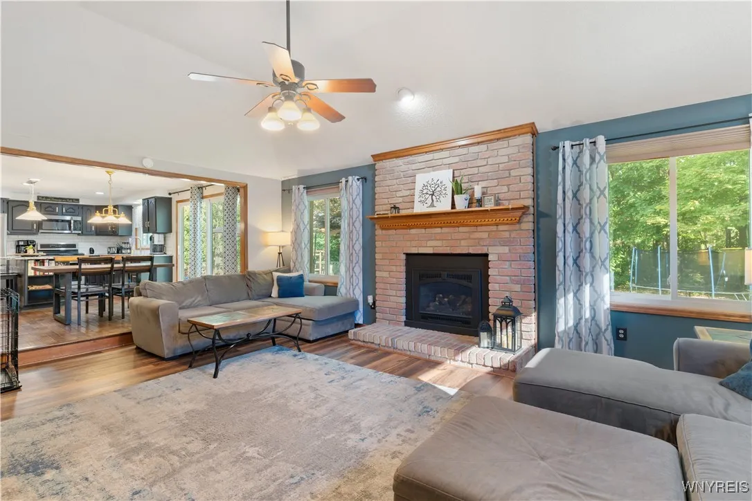 5586 Coachmans Lane, Hamburg, New York 14075, Hamburg, New York 14075, 4 Bedrooms Bedrooms, 9 Rooms Rooms,2 BathroomsBathrooms,Residential,For Sale,5586 Coachmans Lane, Hamburg, New York 14075,B1629727