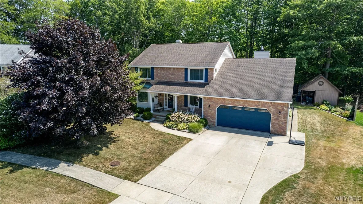 5586 Coachmans Lane, Hamburg, New York 14075, Hamburg, New York 14075, 4 Bedrooms Bedrooms, 9 Rooms Rooms,2 BathroomsBathrooms,Residential,For Sale,5586 Coachmans Lane, Hamburg, New York 14075,B1629727
