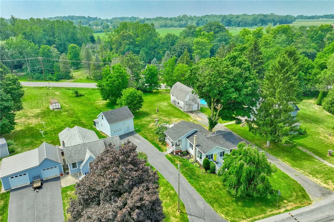 2139 Buffalo Street, Seneca, New York 14561, Seneca, New York 14561, 2 Bedrooms Bedrooms, 5 Rooms Rooms,1 BathroomBathrooms,Residential,Closed,2139 Buffalo Street, Seneca, New York 14561,0,R1629642