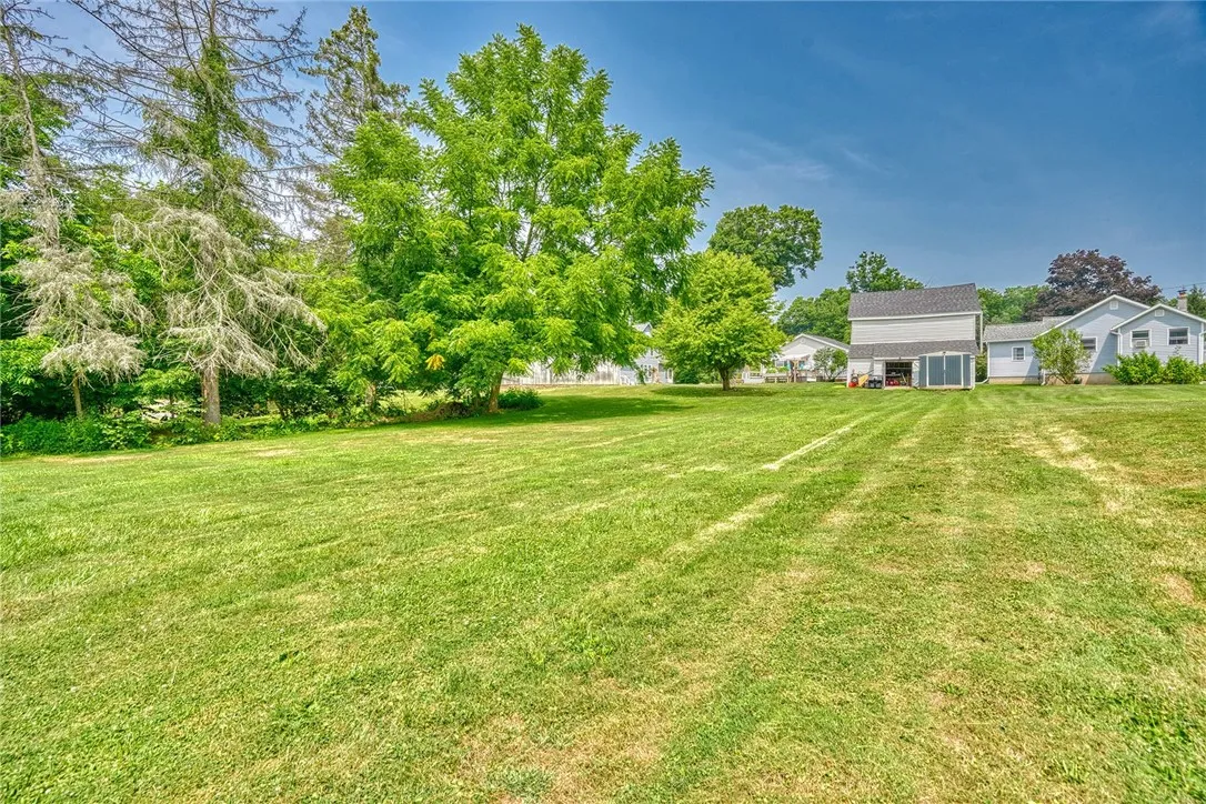 2139 Buffalo Street, Seneca, New York 14561, Seneca, New York 14561, 2 Bedrooms Bedrooms, 5 Rooms Rooms,1 BathroomBathrooms,Residential,Closed,2139 Buffalo Street, Seneca, New York 14561,0,R1629642