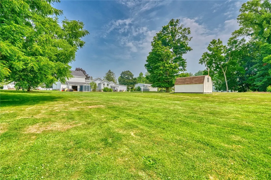 2139 Buffalo Street, Seneca, New York 14561, Seneca, New York 14561, 2 Bedrooms Bedrooms, 5 Rooms Rooms,1 BathroomBathrooms,Residential,Closed,2139 Buffalo Street, Seneca, New York 14561,0,R1629642