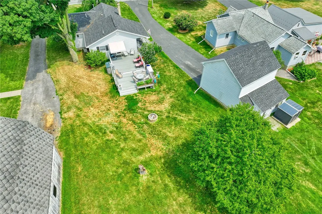 2139 Buffalo Street, Seneca, New York 14561, Seneca, New York 14561, 2 Bedrooms Bedrooms, 5 Rooms Rooms,1 BathroomBathrooms,Residential,Closed,2139 Buffalo Street, Seneca, New York 14561,0,R1629642