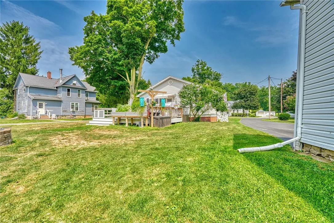 2139 Buffalo Street, Seneca, New York 14561, Seneca, New York 14561, 2 Bedrooms Bedrooms, 5 Rooms Rooms,1 BathroomBathrooms,Residential,Closed,2139 Buffalo Street, Seneca, New York 14561,0,R1629642