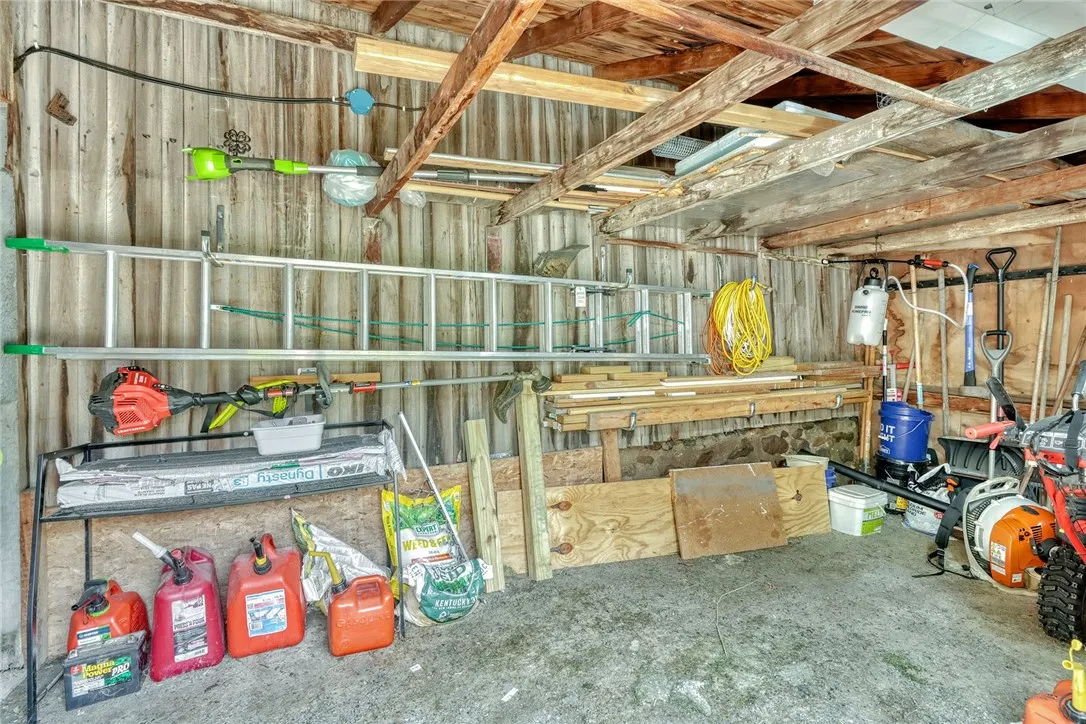 2139 Buffalo Street, Seneca, New York 14561, Seneca, New York 14561, 2 Bedrooms Bedrooms, 5 Rooms Rooms,1 BathroomBathrooms,Residential,Closed,2139 Buffalo Street, Seneca, New York 14561,0,R1629642