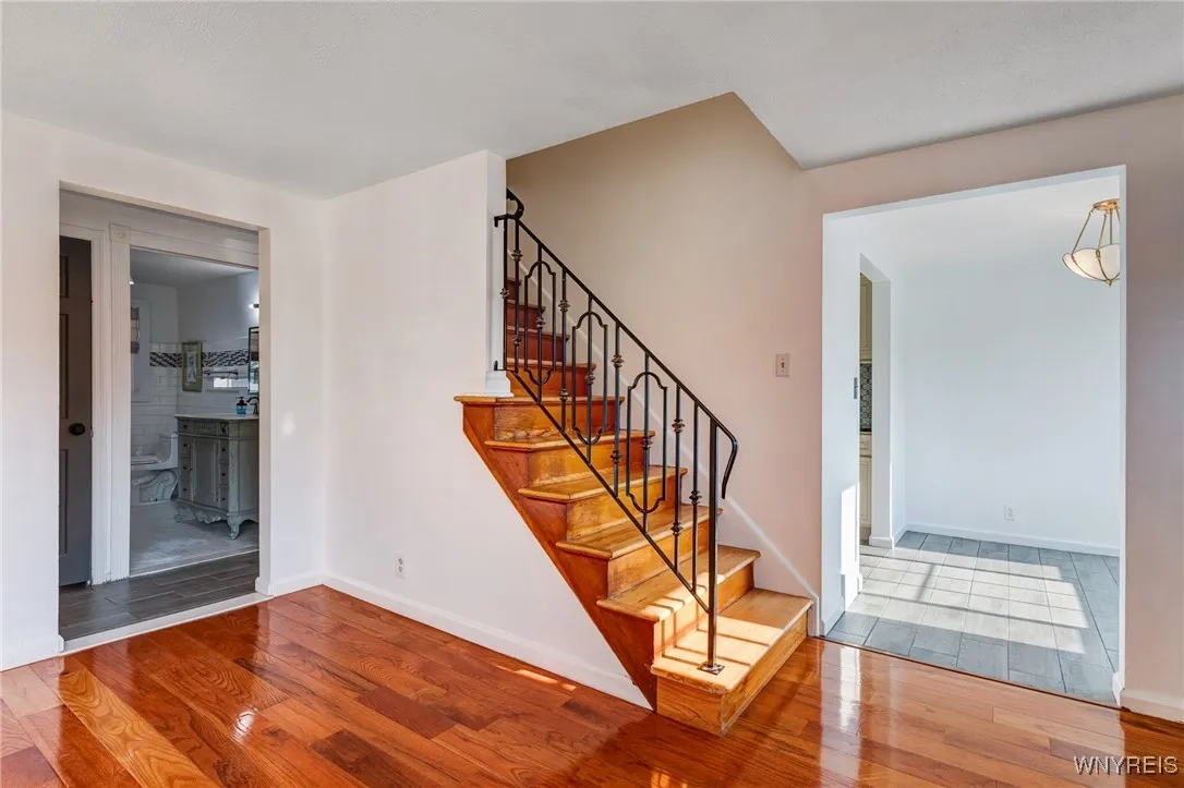 4363 Bailey Avenue, Amherst, New York 14226, Amherst, New York 14226, 3 Bedrooms Bedrooms, 6 Rooms Rooms,2 BathroomsBathrooms,Residential,For Sale,4363 Bailey Avenue, Amherst, New York 14226,B1629736