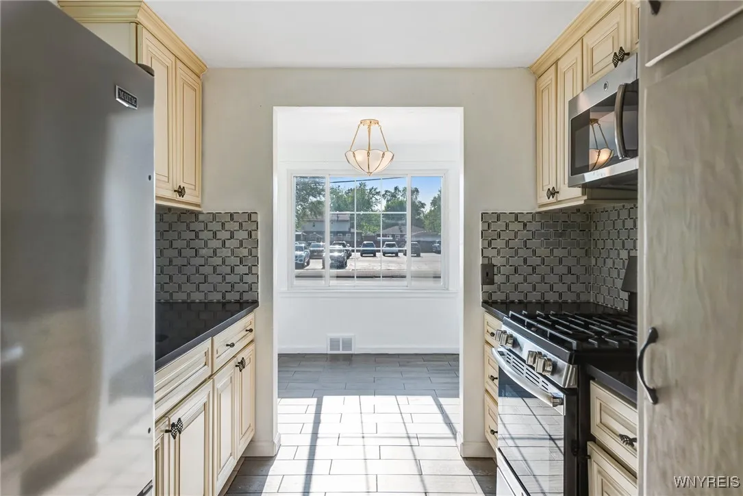 Kitchen to Dining Room