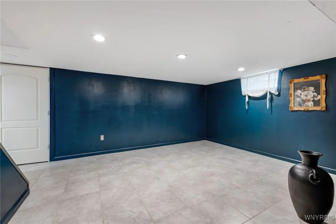 4363 Bailey Avenue, Amherst, New York 14226, Amherst, New York 14226, 3 Bedrooms Bedrooms, 6 Rooms Rooms,2 BathroomsBathrooms,Residential,For Sale,4363 Bailey Avenue, Amherst, New York 14226,B1629736