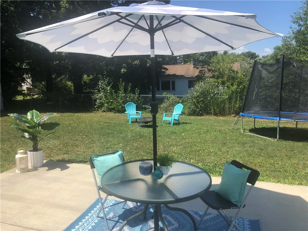 57 Yellowstone Drive, Henrietta, New York 14586, Henrietta, New York 14586, 4 Bedrooms Bedrooms, 10 Rooms Rooms,2 BathroomsBathrooms,Residential,Closed,57 Yellowstone Drive, Henrietta, New York 14586,0,R1627935