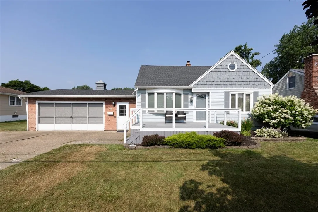 144 Collins Avenue, West Seneca, New York 14224, West Seneca, New York 14224, 2 Bedrooms Bedrooms, 6 Rooms Rooms,2 BathroomsBathrooms,Residential,Closed,144 Collins Avenue, West Seneca, New York 14224,0,R1628740