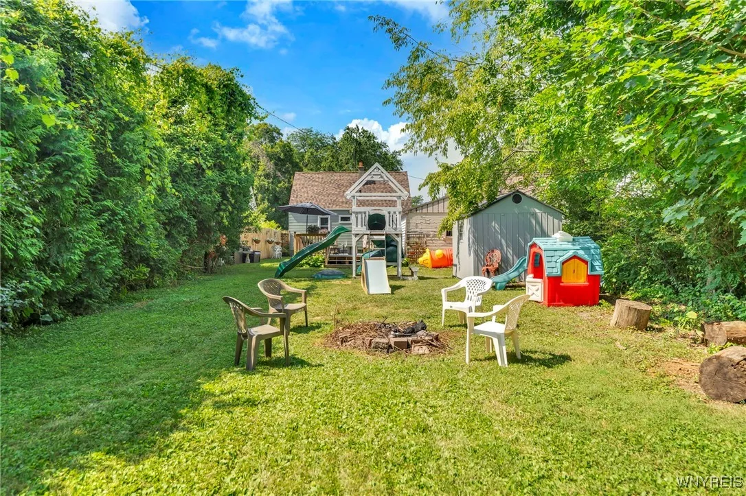 84 Cumberland Avenue, Buffalo, New York 14220, Buffalo, New York 14220, 3 Bedrooms Bedrooms, 5 Rooms Rooms,1 BathroomBathrooms,Residential,For Sale,84 Cumberland Avenue, Buffalo, New York 14220,B1627561
