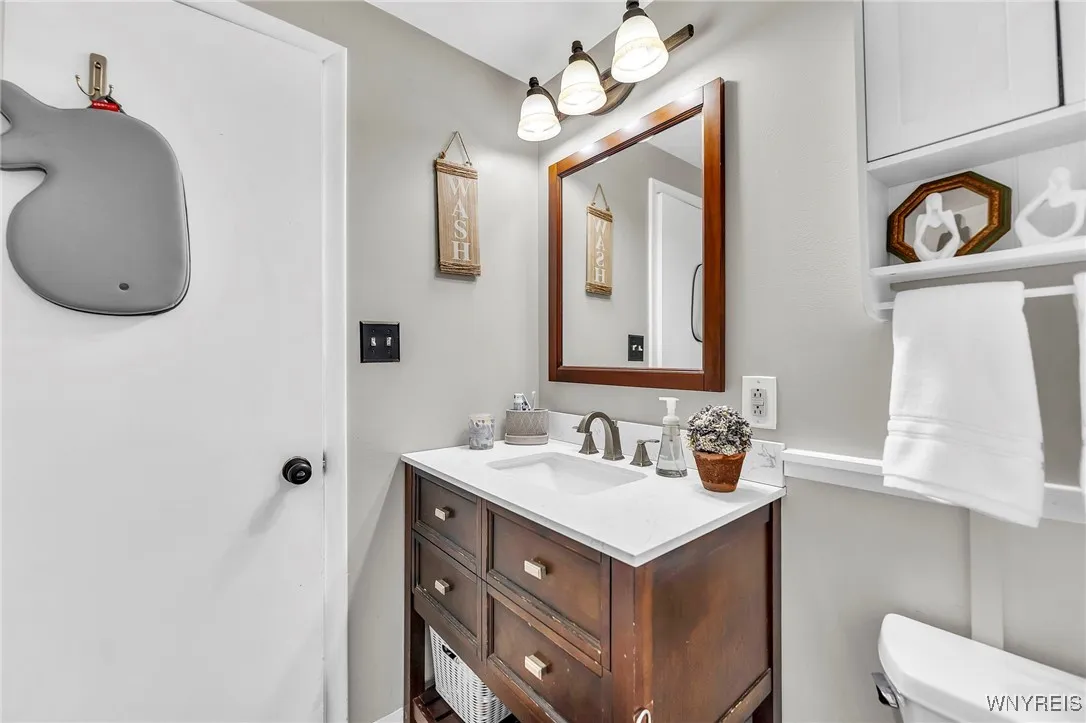 84 Cumberland Avenue, Buffalo, New York 14220, Buffalo, New York 14220, 3 Bedrooms Bedrooms, 5 Rooms Rooms,1 BathroomBathrooms,Residential,For Sale,84 Cumberland Avenue, Buffalo, New York 14220,B1627561
