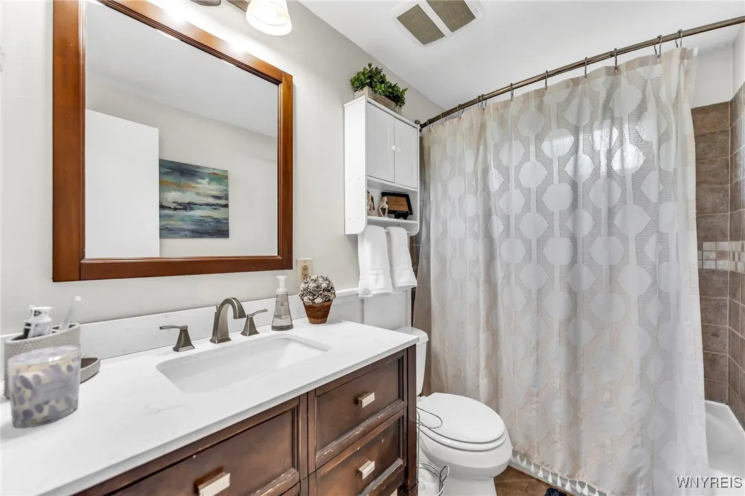 84 Cumberland Avenue, Buffalo, New York 14220, Buffalo, New York 14220, 3 Bedrooms Bedrooms, 5 Rooms Rooms,1 BathroomBathrooms,Residential,For Sale,84 Cumberland Avenue, Buffalo, New York 14220,B1627561