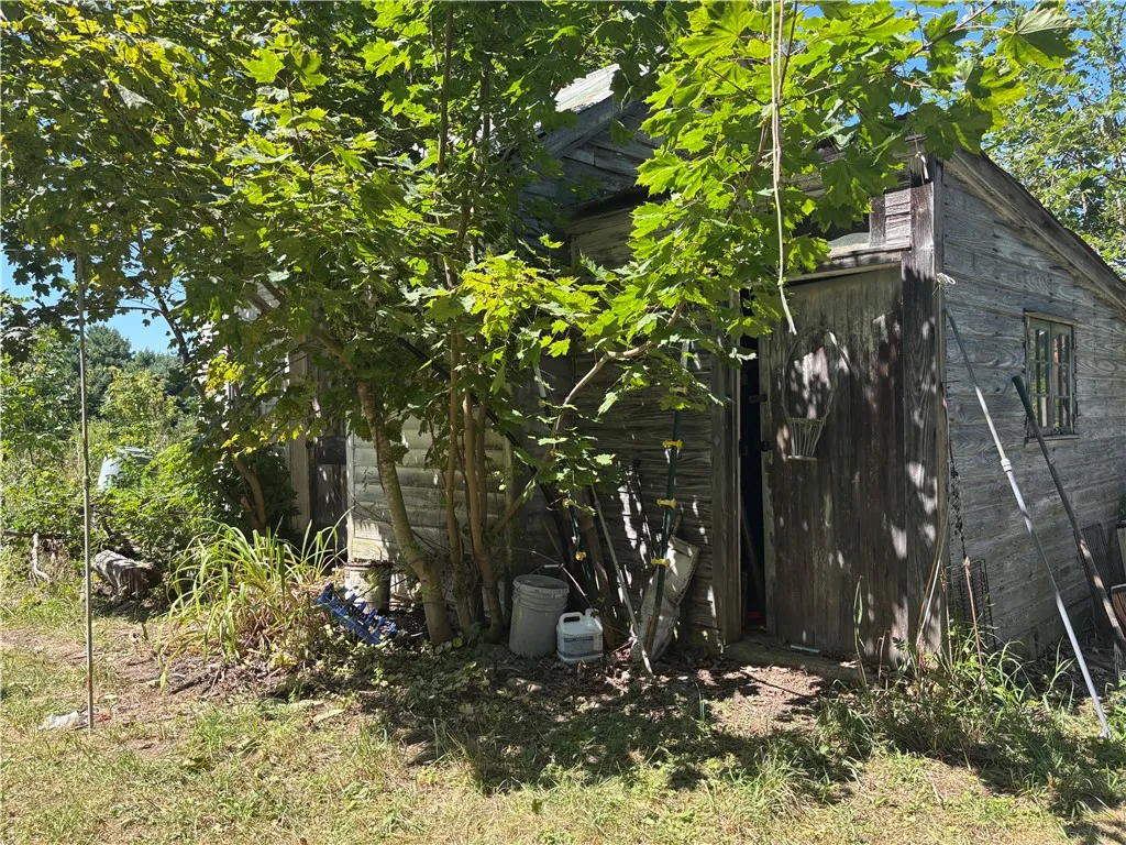 9849 County Route 76, Pulteney, New York 14840, Pulteney, New York 14840, 3 Bedrooms Bedrooms, 7 Rooms Rooms,1 BathroomBathrooms,Residential,Closed,9849 County Route 76, Pulteney, New York 14840,0,R1630012