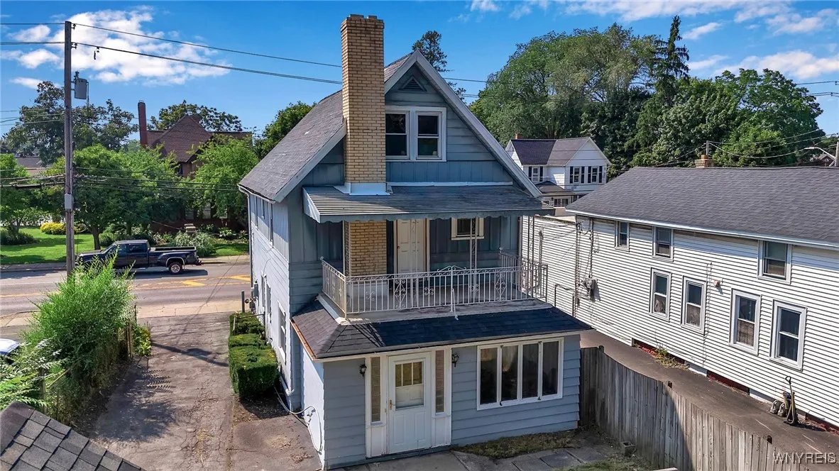 85 Lake Street, Hamburg, New York 14075, Hamburg, New York 14075, 3 Bedrooms Bedrooms, 8 Rooms Rooms,1 BathroomBathrooms,Residential,For Sale,85 Lake Street, Hamburg, New York 14075,B1629812