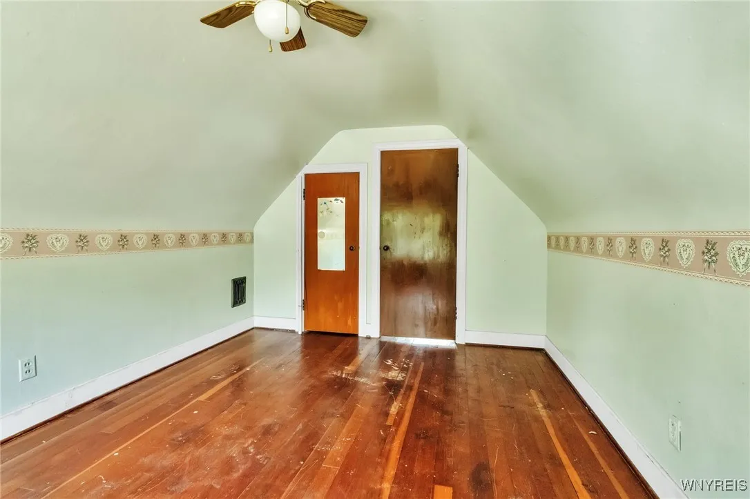 85 Lake Street, Hamburg, New York 14075, Hamburg, New York 14075, 3 Bedrooms Bedrooms, 8 Rooms Rooms,1 BathroomBathrooms,Residential,For Sale,85 Lake Street, Hamburg, New York 14075,B1629812