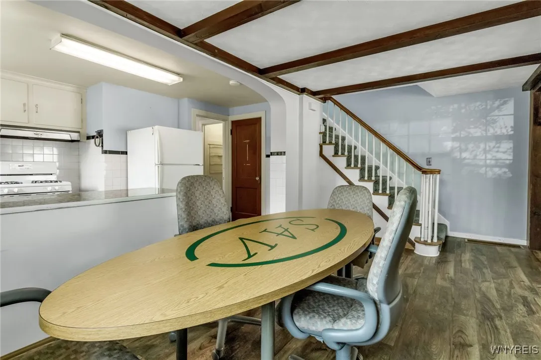 85 Lake Street, Hamburg, New York 14075, Hamburg, New York 14075, 3 Bedrooms Bedrooms, 8 Rooms Rooms,1 BathroomBathrooms,Residential,For Sale,85 Lake Street, Hamburg, New York 14075,B1629812