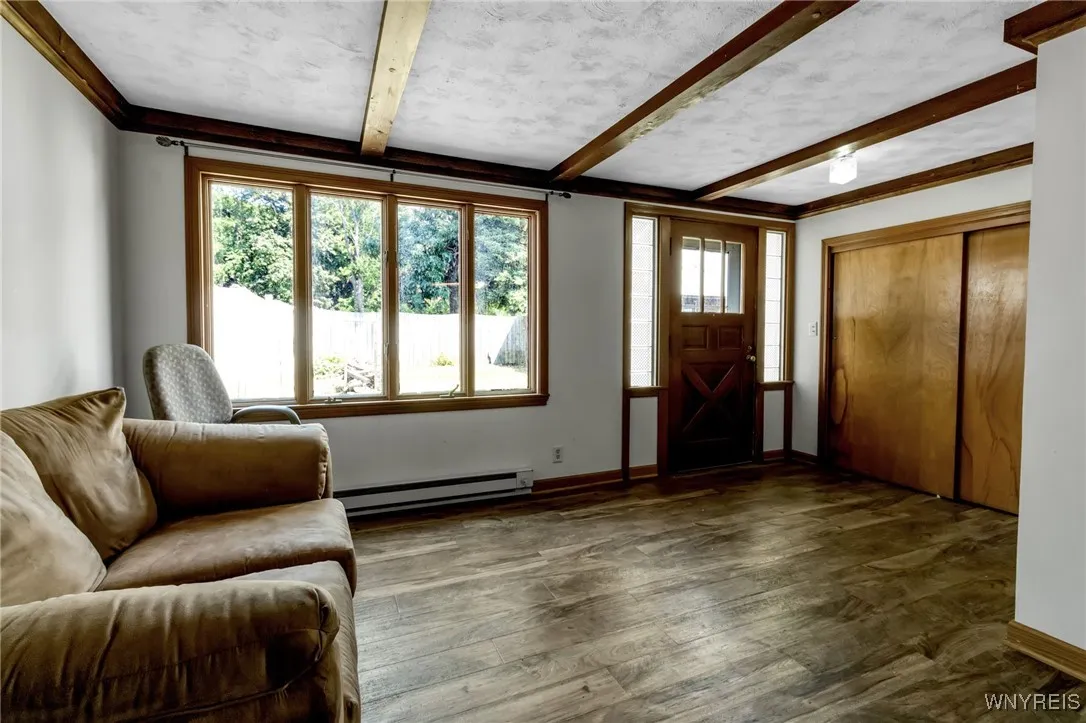 85 Lake Street, Hamburg, New York 14075, Hamburg, New York 14075, 3 Bedrooms Bedrooms, 8 Rooms Rooms,1 BathroomBathrooms,Residential,For Sale,85 Lake Street, Hamburg, New York 14075,B1629812