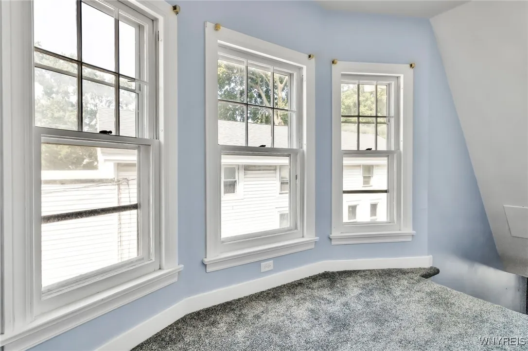 85 Lake Street, Hamburg, New York 14075, Hamburg, New York 14075, 3 Bedrooms Bedrooms, 8 Rooms Rooms,1 BathroomBathrooms,Residential,For Sale,85 Lake Street, Hamburg, New York 14075,B1629812