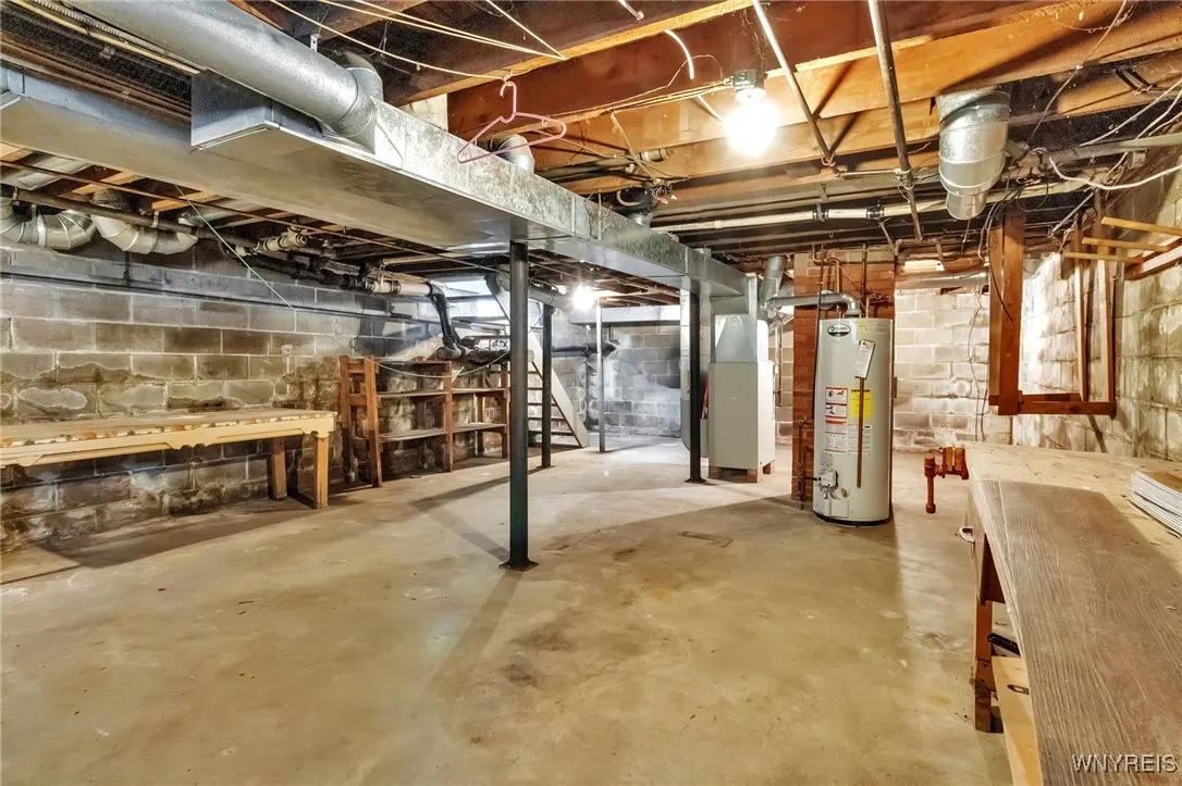 85 Lake Street, Hamburg, New York 14075, Hamburg, New York 14075, 3 Bedrooms Bedrooms, 8 Rooms Rooms,1 BathroomBathrooms,Residential,For Sale,85 Lake Street, Hamburg, New York 14075,B1629812