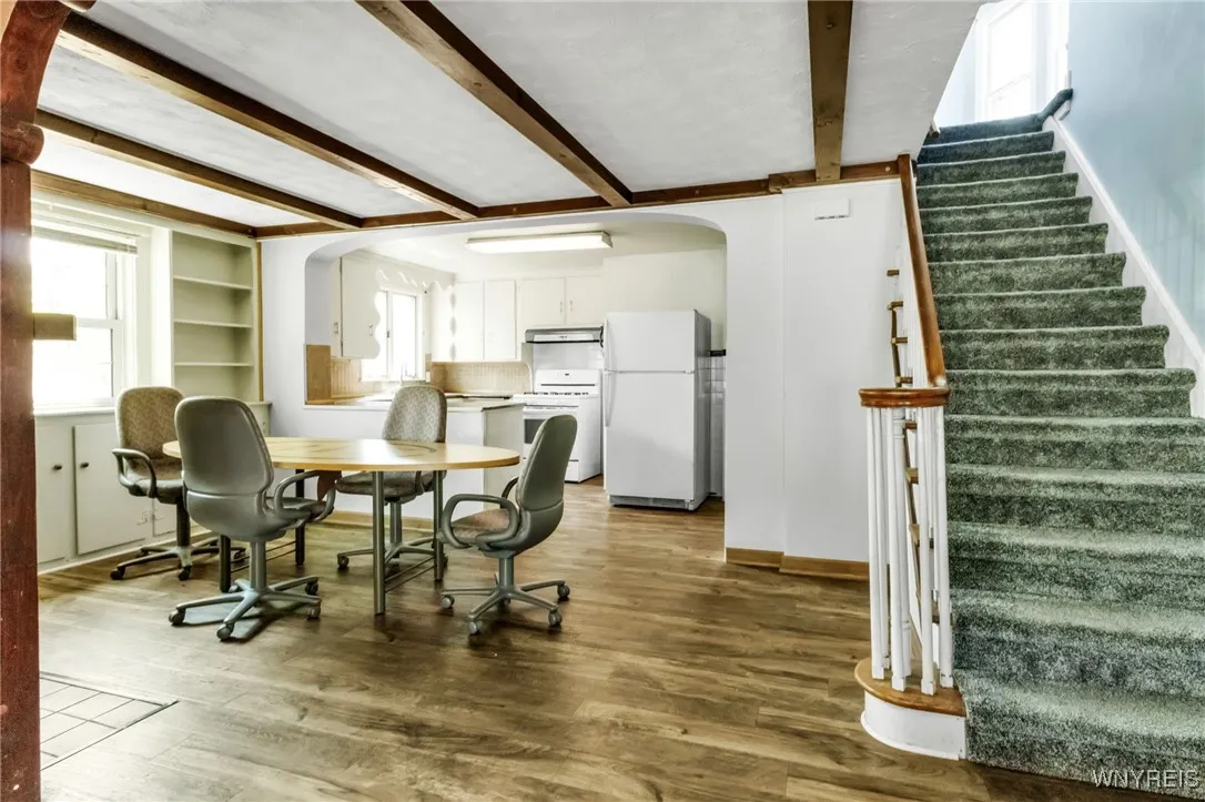 85 Lake Street, Hamburg, New York 14075, Hamburg, New York 14075, 3 Bedrooms Bedrooms, 8 Rooms Rooms,1 BathroomBathrooms,Residential,For Sale,85 Lake Street, Hamburg, New York 14075,B1629812