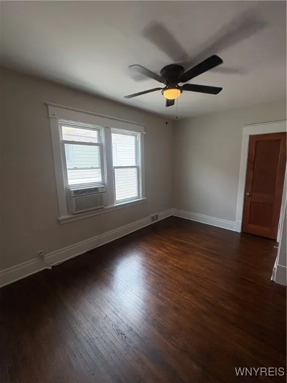 17 Tacoma Avenue, Buffalo, New York 14216, Buffalo, New York 14216, 3 Bedrooms Bedrooms, 6 Rooms Rooms,1 BathroomBathrooms,Residential Lease,For Rent,17 Tacoma Avenue, Buffalo, New York 14216,B1629601
