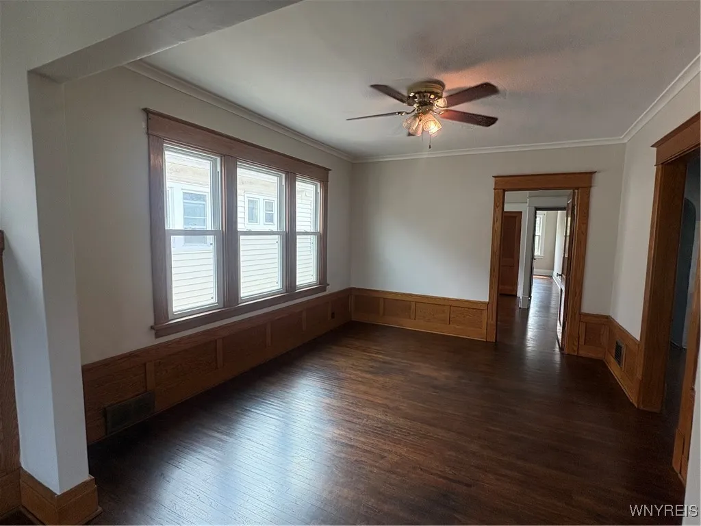 17 Tacoma Avenue, Buffalo, New York 14216, Buffalo, New York 14216, 3 Bedrooms Bedrooms, 6 Rooms Rooms,1 BathroomBathrooms,Residential Lease,For Rent,17 Tacoma Avenue, Buffalo, New York 14216,B1629601