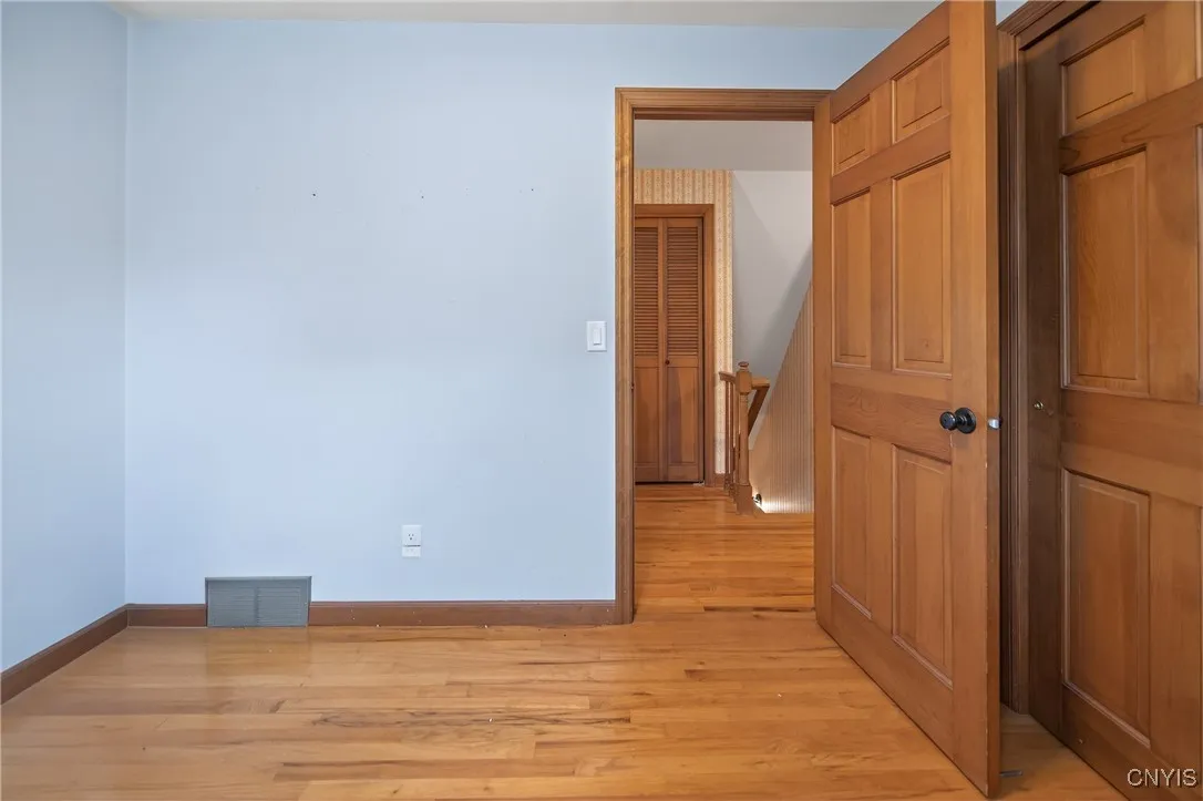 122 Center Road, Schroeppel, New York 13132, Schroeppel, New York 13132, 5 Bedrooms Bedrooms, 10 Rooms Rooms,2 BathroomsBathrooms,Residential,Closed,122 Center Road, Schroeppel, New York 13132,0,S1630003