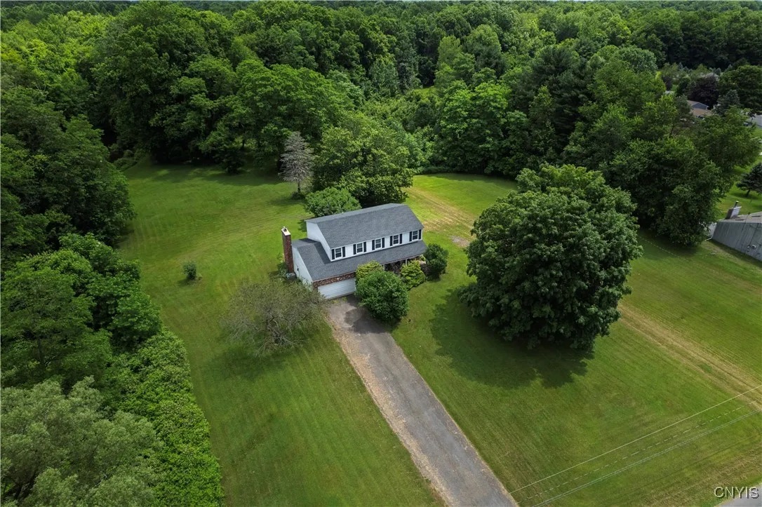 122 Center Road, Schroeppel, New York 13132, Schroeppel, New York 13132, 5 Bedrooms Bedrooms, 10 Rooms Rooms,2 BathroomsBathrooms,Residential,Closed,122 Center Road, Schroeppel, New York 13132,0,S1630003