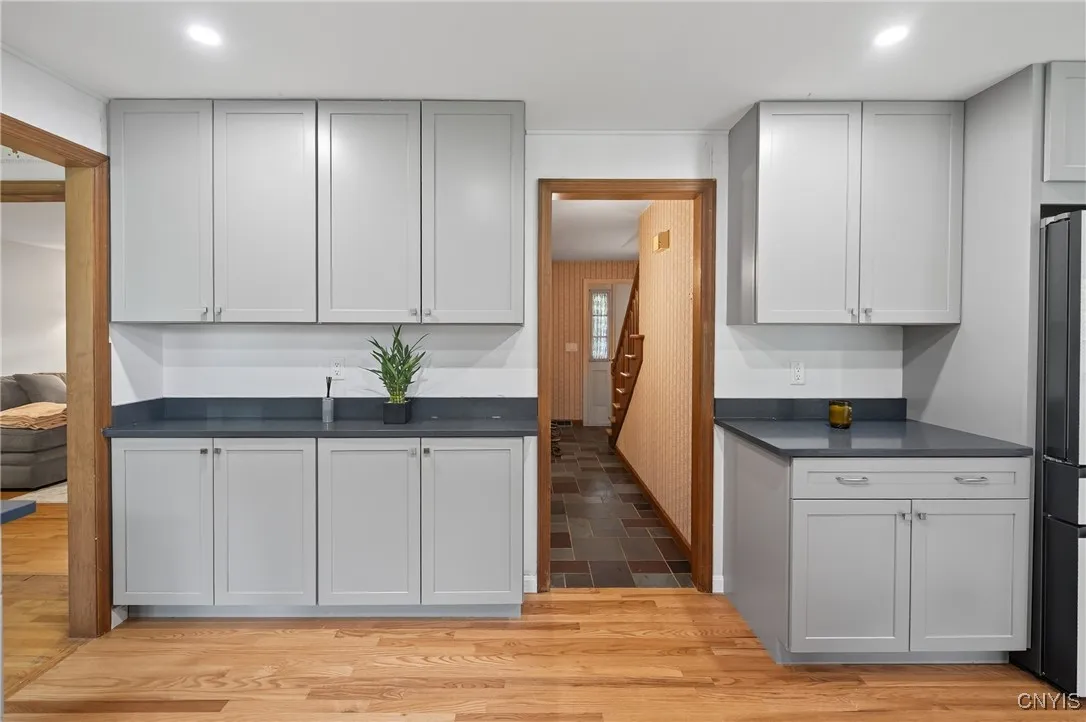 122 Center Road, Schroeppel, New York 13132, Schroeppel, New York 13132, 5 Bedrooms Bedrooms, 10 Rooms Rooms,2 BathroomsBathrooms,Residential,Closed,122 Center Road, Schroeppel, New York 13132,0,S1630003