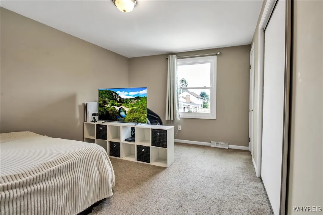 173 Paradise Road, Amherst, New York 14051, Amherst, New York 14051, 4 Bedrooms Bedrooms, 8 Rooms Rooms,2 BathroomsBathrooms,Residential,Closed,173 Paradise Road, Amherst, New York 14051,0,B1630035