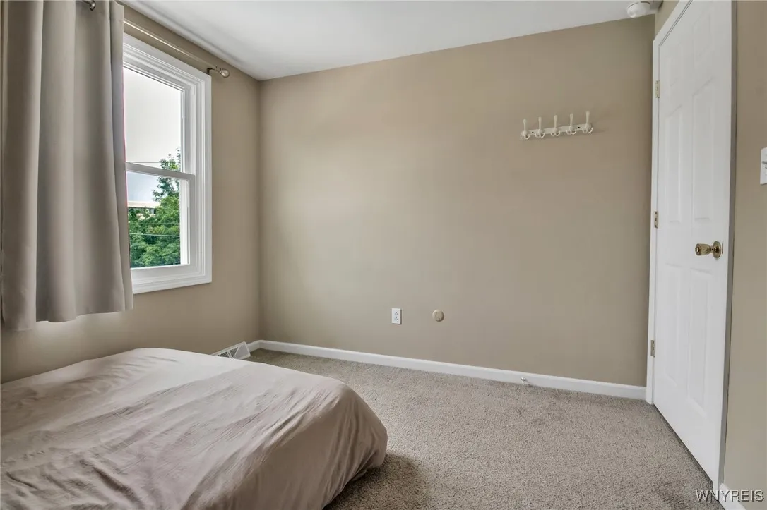 173 Paradise Road, Amherst, New York 14051, Amherst, New York 14051, 4 Bedrooms Bedrooms, 8 Rooms Rooms,2 BathroomsBathrooms,Residential,Closed,173 Paradise Road, Amherst, New York 14051,0,B1630035