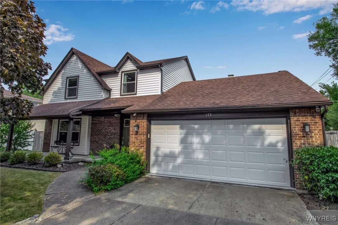 173 Paradise Road, Amherst, New York 14051, Amherst, New York 14051, 4 Bedrooms Bedrooms, 8 Rooms Rooms,2 BathroomsBathrooms,Residential,Closed,173 Paradise Road, Amherst, New York 14051,0,B1630035