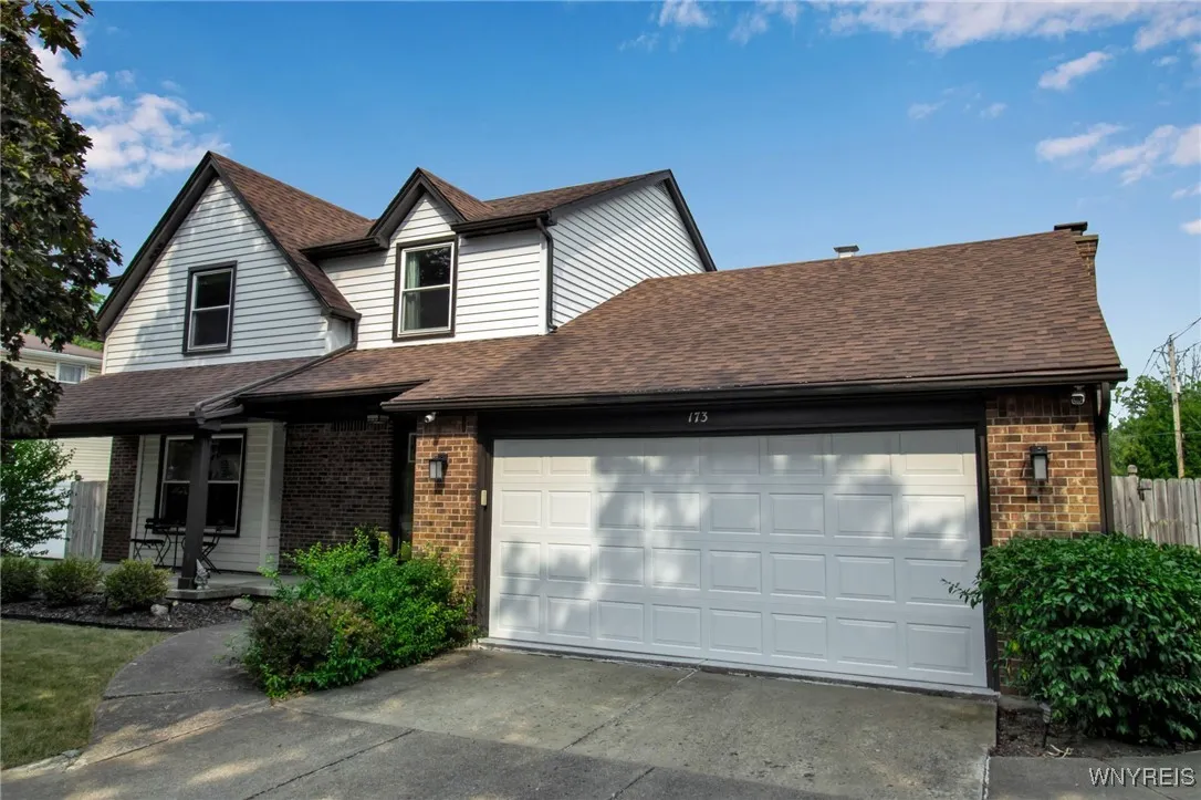 173 Paradise Road, Amherst, New York 14051, Amherst, New York 14051, 4 Bedrooms Bedrooms, 8 Rooms Rooms,2 BathroomsBathrooms,Residential,Closed,173 Paradise Road, Amherst, New York 14051,0,B1630035