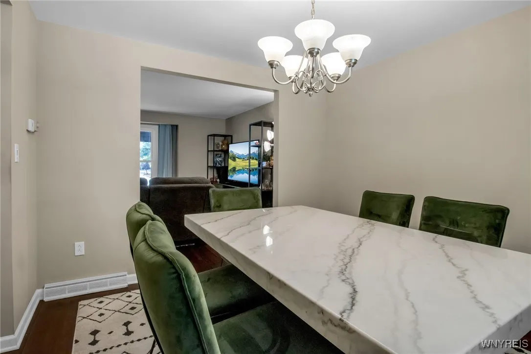 173 Paradise Road, Amherst, New York 14051, Amherst, New York 14051, 4 Bedrooms Bedrooms, 8 Rooms Rooms,2 BathroomsBathrooms,Residential,For Sale,173 Paradise Road, Amherst, New York 14051,B1630035
