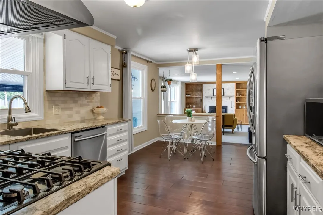173 Paradise Road, Amherst, New York 14051, Amherst, New York 14051, 4 Bedrooms Bedrooms, 8 Rooms Rooms,2 BathroomsBathrooms,Residential,For Sale,173 Paradise Road, Amherst, New York 14051,B1630035