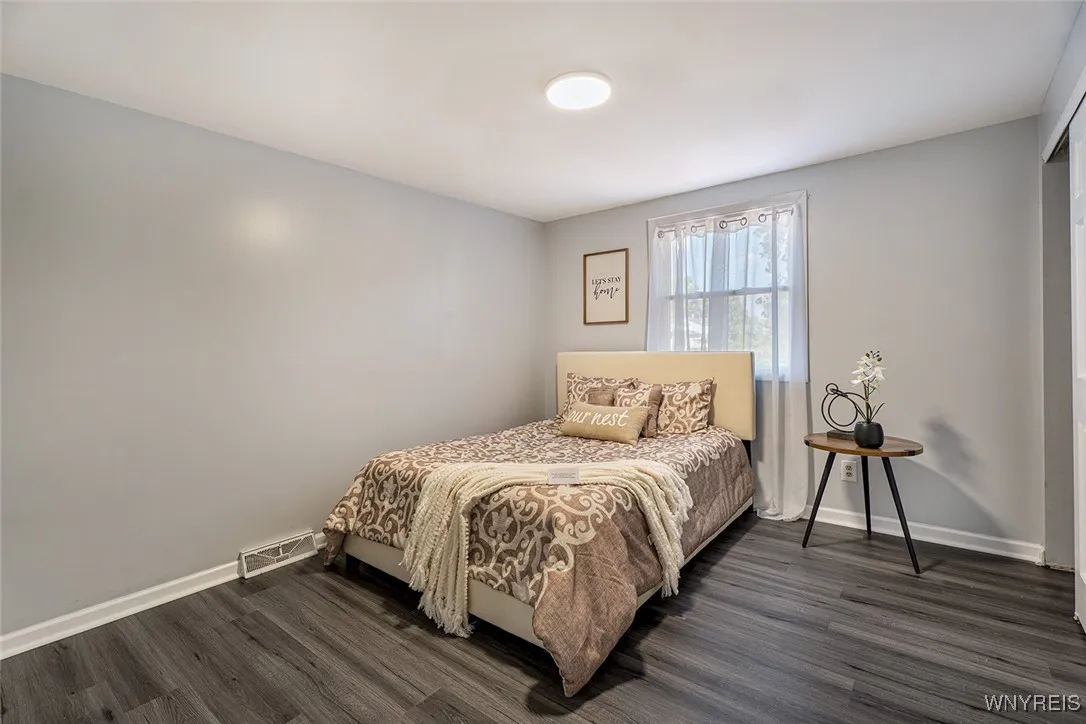 15 Wyndmoor Court, Cheektowaga, New York 14043, Cheektowaga, New York 14043, 3 Bedrooms Bedrooms, 7 Rooms Rooms,1 BathroomBathrooms,Residential,Closed,15 Wyndmoor Court, Cheektowaga, New York 14043,0,B1630099