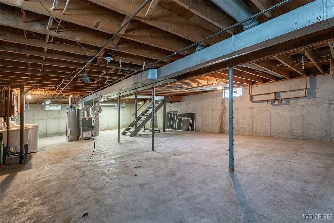 15 Wyndmoor Court, Cheektowaga, New York 14043, Cheektowaga, New York 14043, 3 Bedrooms Bedrooms, 7 Rooms Rooms,1 BathroomBathrooms,Residential,Closed,15 Wyndmoor Court, Cheektowaga, New York 14043,0,B1630099