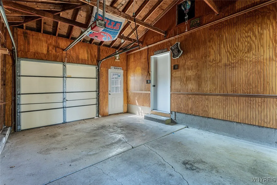 15 Wyndmoor Court, Cheektowaga, New York 14043, Cheektowaga, New York 14043, 3 Bedrooms Bedrooms, 7 Rooms Rooms,1 BathroomBathrooms,Residential,Closed,15 Wyndmoor Court, Cheektowaga, New York 14043,0,B1630099