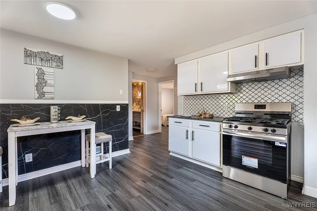 15 Wyndmoor Court, Cheektowaga, New York 14043, Cheektowaga, New York 14043, 3 Bedrooms Bedrooms, 7 Rooms Rooms,1 BathroomBathrooms,Residential,Closed,15 Wyndmoor Court, Cheektowaga, New York 14043,0,B1630099