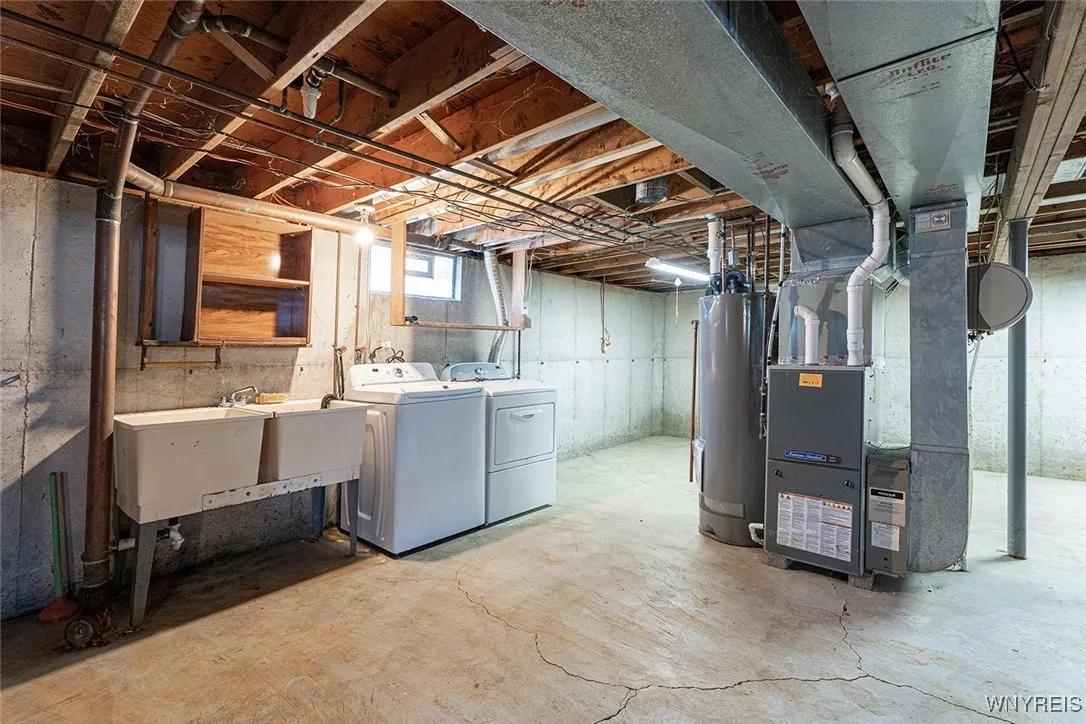 15 Wyndmoor Court, Cheektowaga, New York 14043, Cheektowaga, New York 14043, 3 Bedrooms Bedrooms, 7 Rooms Rooms,1 BathroomBathrooms,Residential,Closed,15 Wyndmoor Court, Cheektowaga, New York 14043,0,B1630099