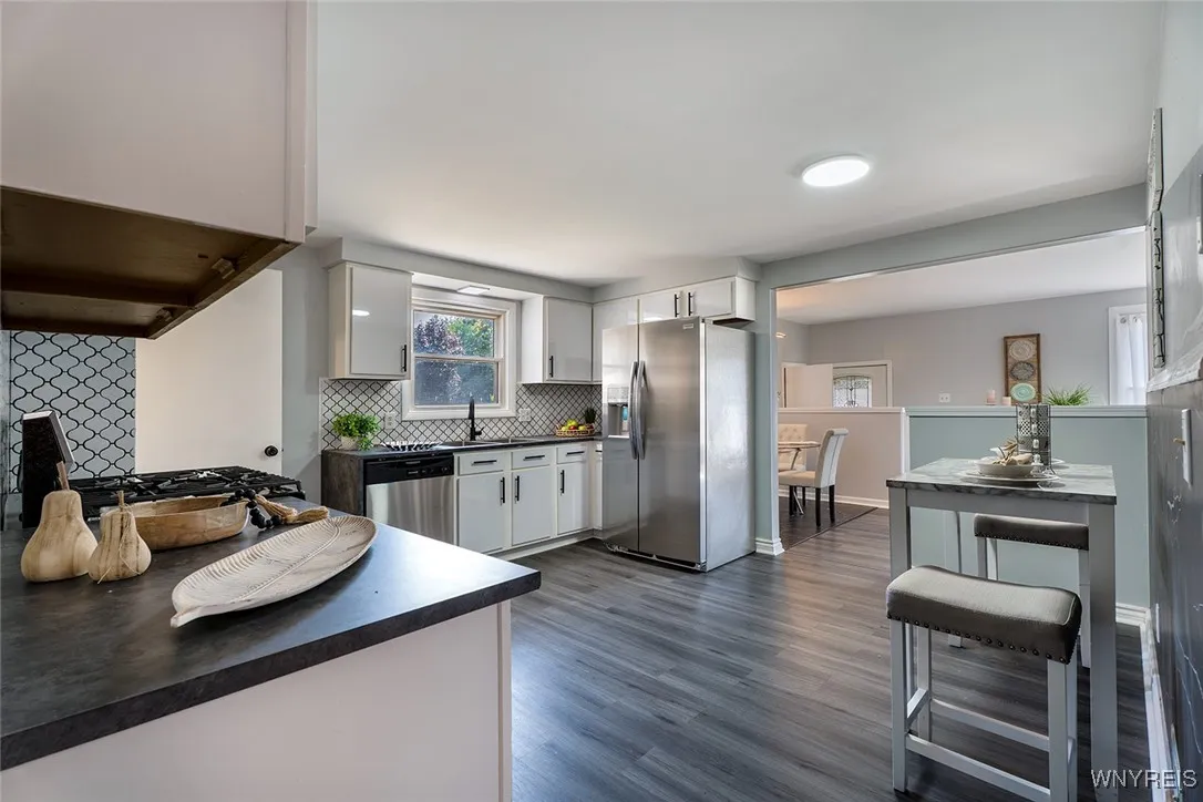 15 Wyndmoor Court, Cheektowaga, New York 14043, Cheektowaga, New York 14043, 3 Bedrooms Bedrooms, 7 Rooms Rooms,1 BathroomBathrooms,Residential,Closed,15 Wyndmoor Court, Cheektowaga, New York 14043,0,B1630099