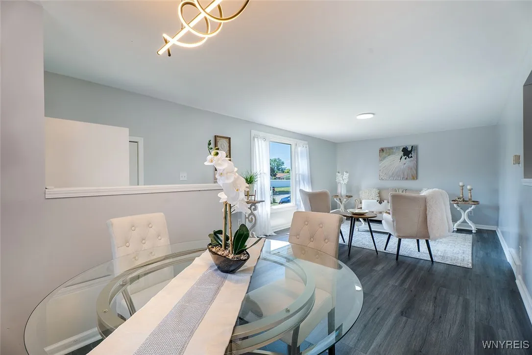 15 Wyndmoor Court, Cheektowaga, New York 14043, Cheektowaga, New York 14043, 3 Bedrooms Bedrooms, 7 Rooms Rooms,1 BathroomBathrooms,Residential,Closed,15 Wyndmoor Court, Cheektowaga, New York 14043,0,B1630099