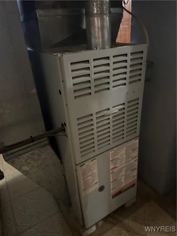 32 Lordan Drive, Cheektowaga, New York 14227, Cheektowaga, New York 14227, 3 Bedrooms Bedrooms, 8 Rooms Rooms,2 BathroomsBathrooms,Residential,For Sale,32 Lordan Drive, Cheektowaga, New York 14227,0,B1629523