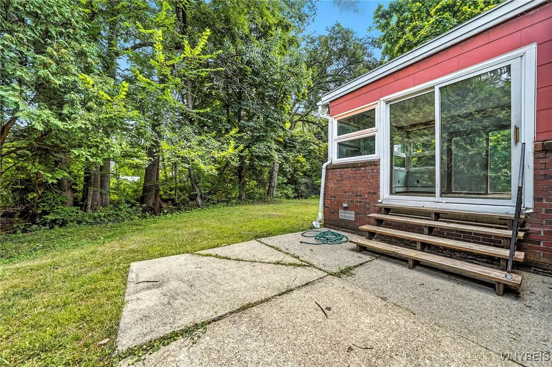 5061 Ellicott Road, Orchard Park, New York 14127, Orchard Park, New York 14127, 3 Bedrooms Bedrooms, 6 Rooms Rooms,2 BathroomsBathrooms,Residential,For Sale,5061 Ellicott Road, Orchard Park, New York 14127,B1629163